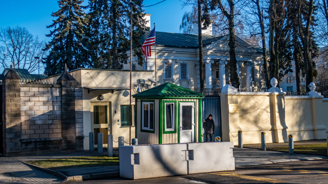 США призвали своих граждан немедленно покинуть Беларусь