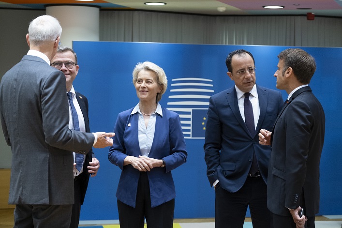 ЕС готов выделить Украине €50 млрд, но Венгрия выступает против помощи